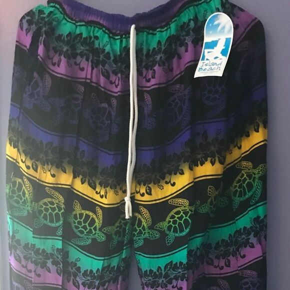 Island Beach Resort Pants in bright, vibrant colors - Picture 4 of 8